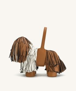 Alternative view of Nita Puppy Shape Handbag - Brown