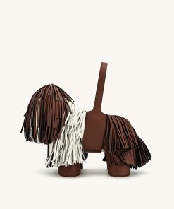 Alternative view of Nita Puppy Shape Handbag - Caramel Brown