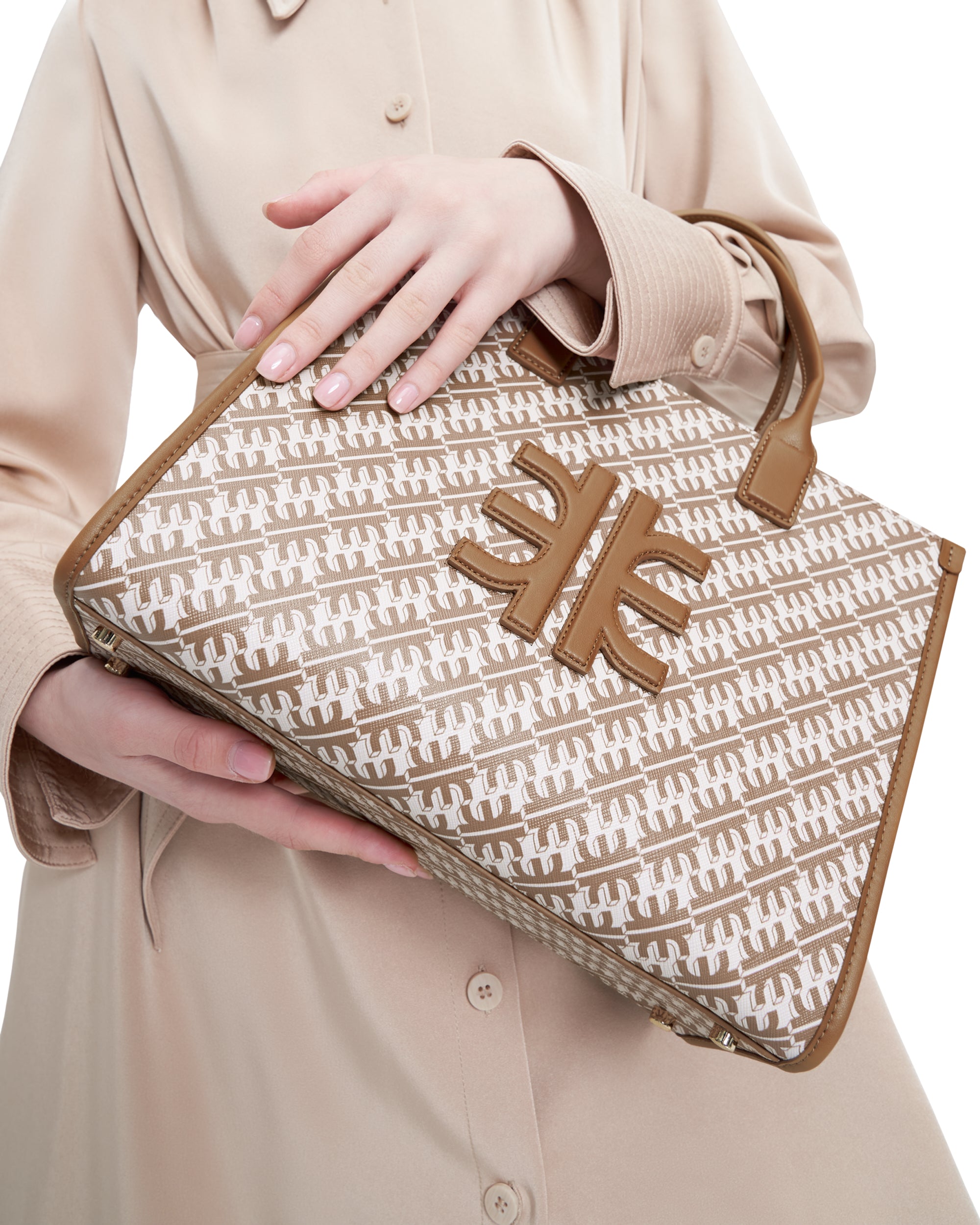 FEI Medium Tote Bag - Brown - Image 7